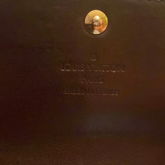 Authentic Louis Vuitton Monogram Vernis Sarah Wallet - Picture 7 of 10